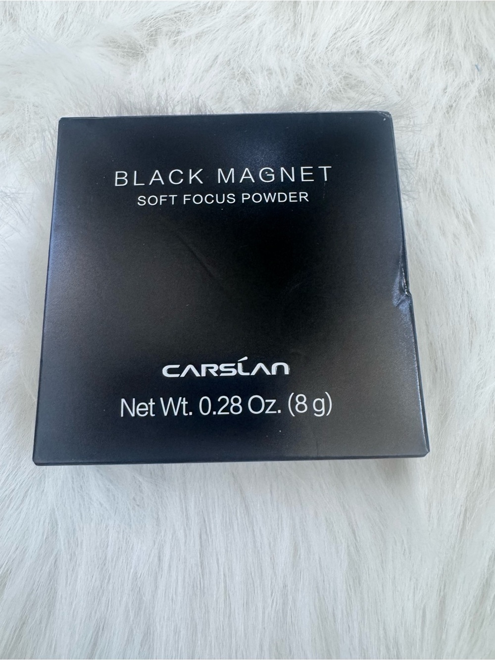 Black Magnet Soft Focus Powder — Black